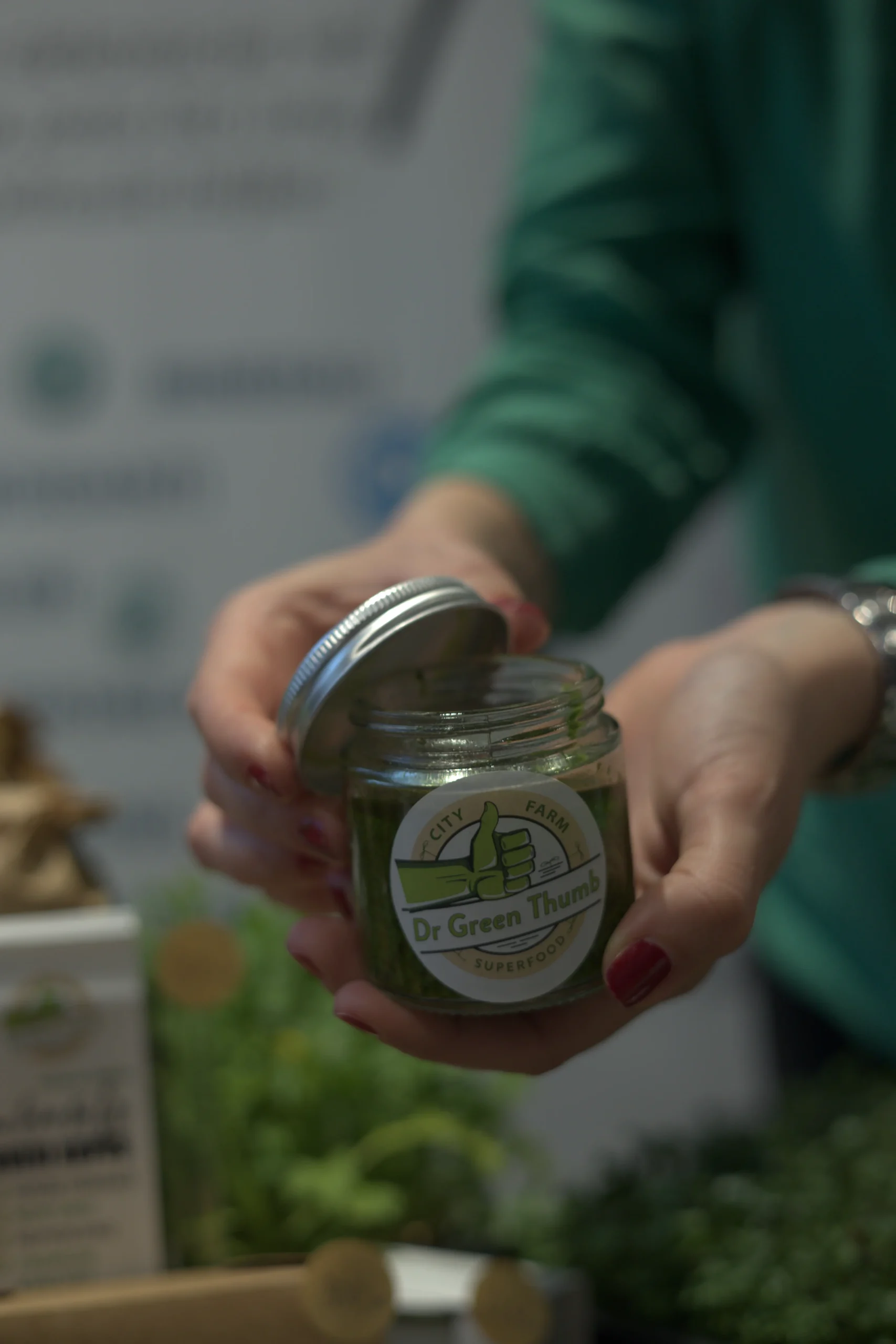 Bust dressing – hot